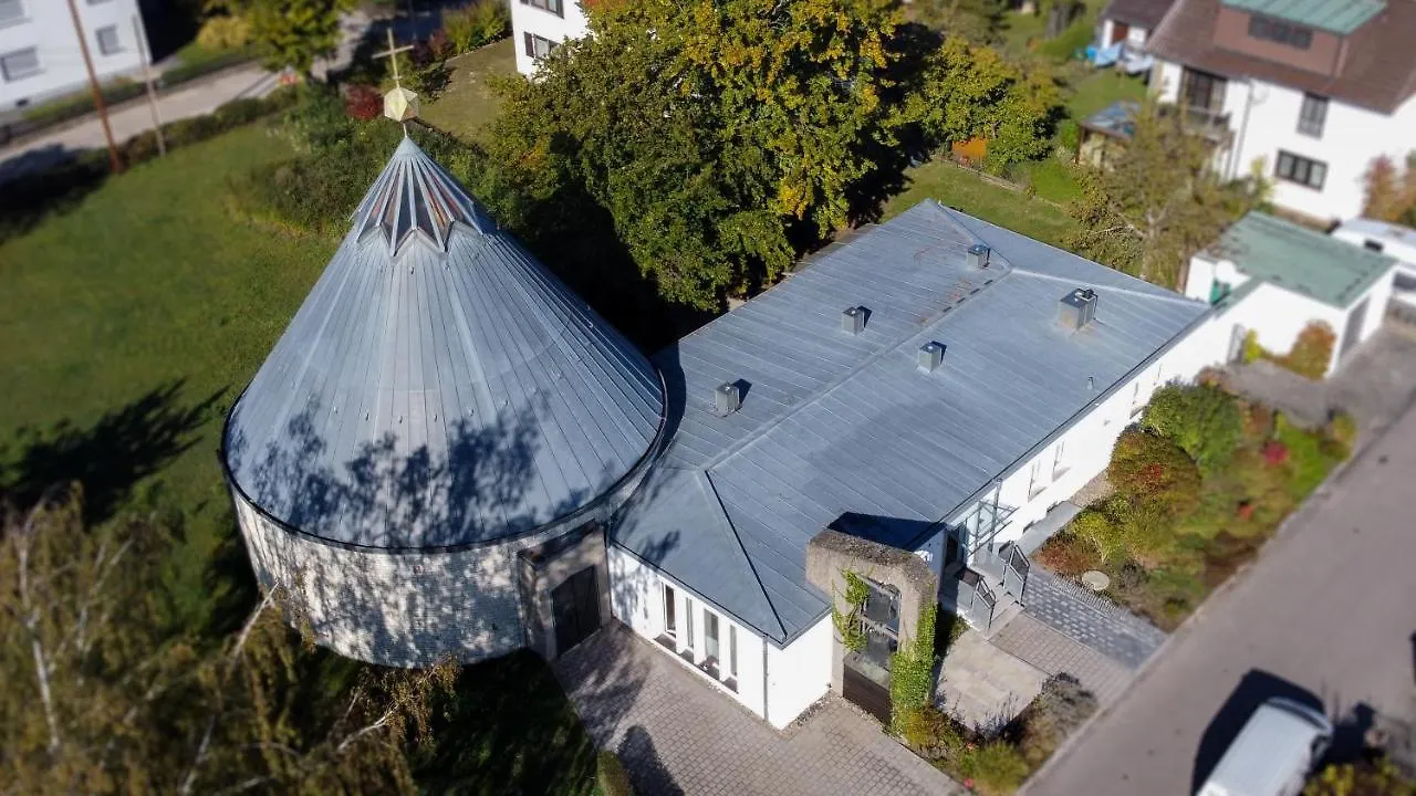 Ferienwohnung dreamcation - Ehemaliges Pfarrhaus, 3D-Tour, NETFLIX, Terrasse, BBQ, Küche, 130qm Kelheim 0*,  Deutschland